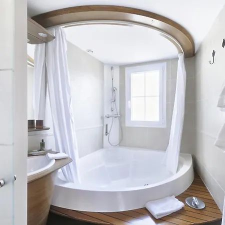 Maison Des Algues Holiday home *