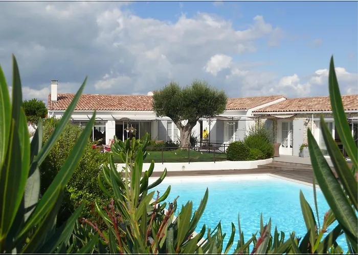 Holiday home Maison Des Algues Rivedoux-Plage