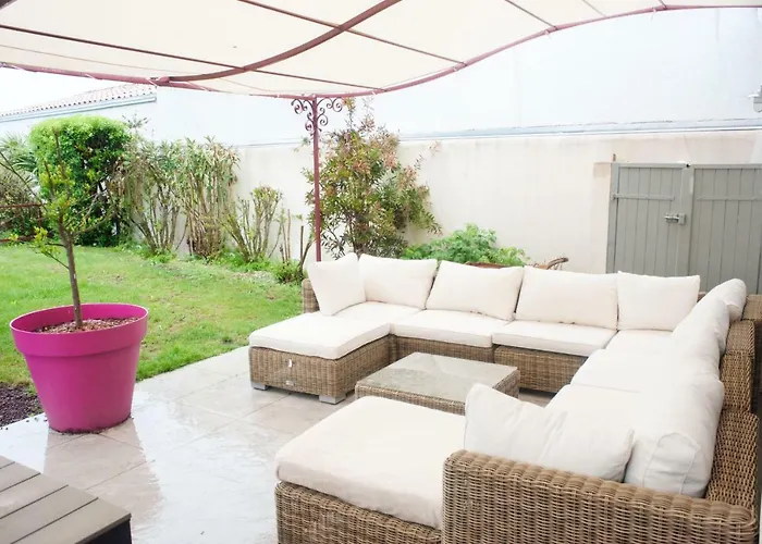 Holiday home Maison Des Algues Rivedoux-Plage